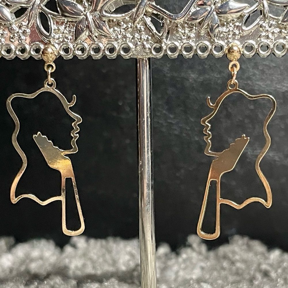 Face Abstract Design Earrings 